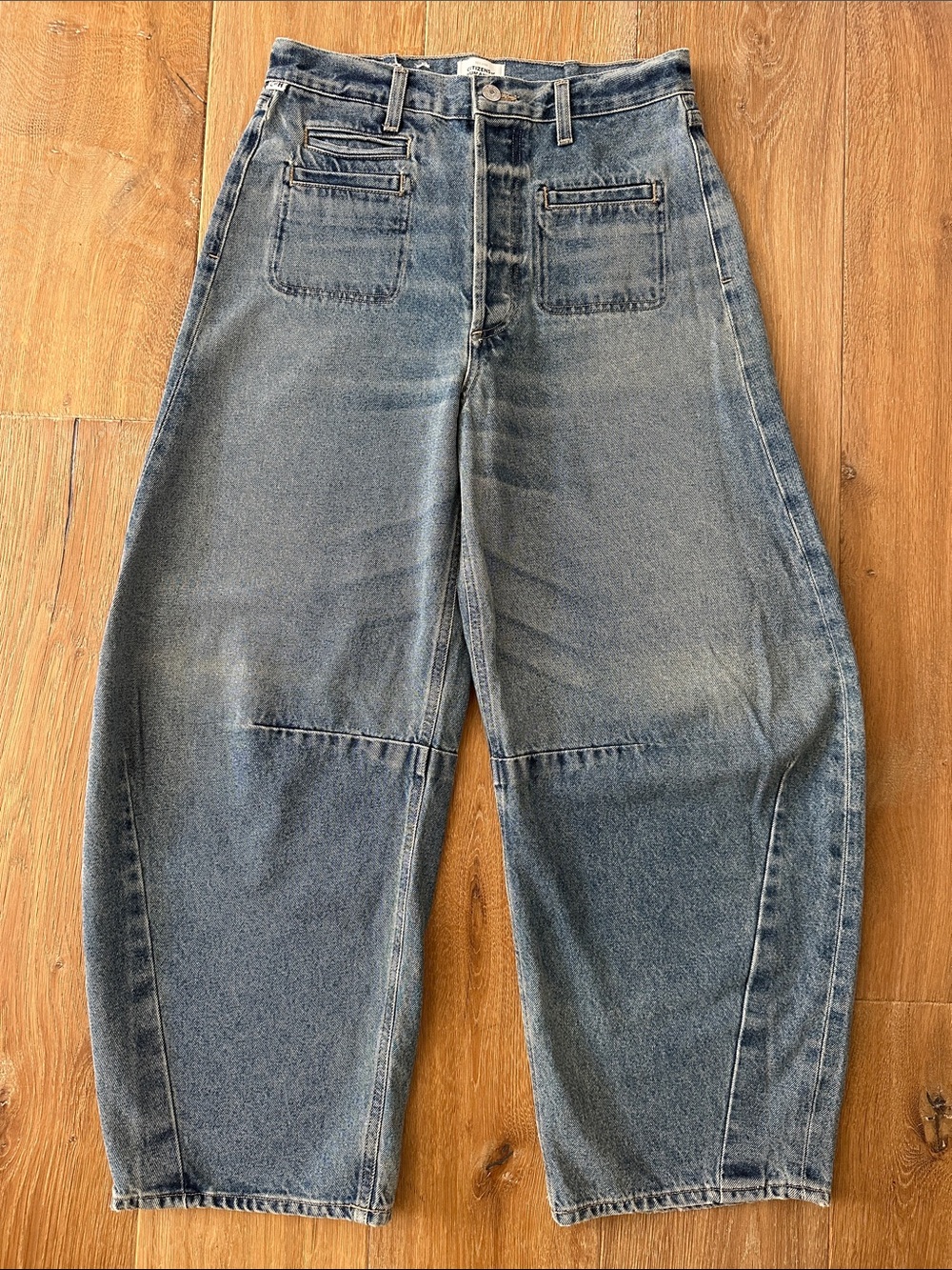 NWOT Citizens of Humanity Barrel Jean Size 26